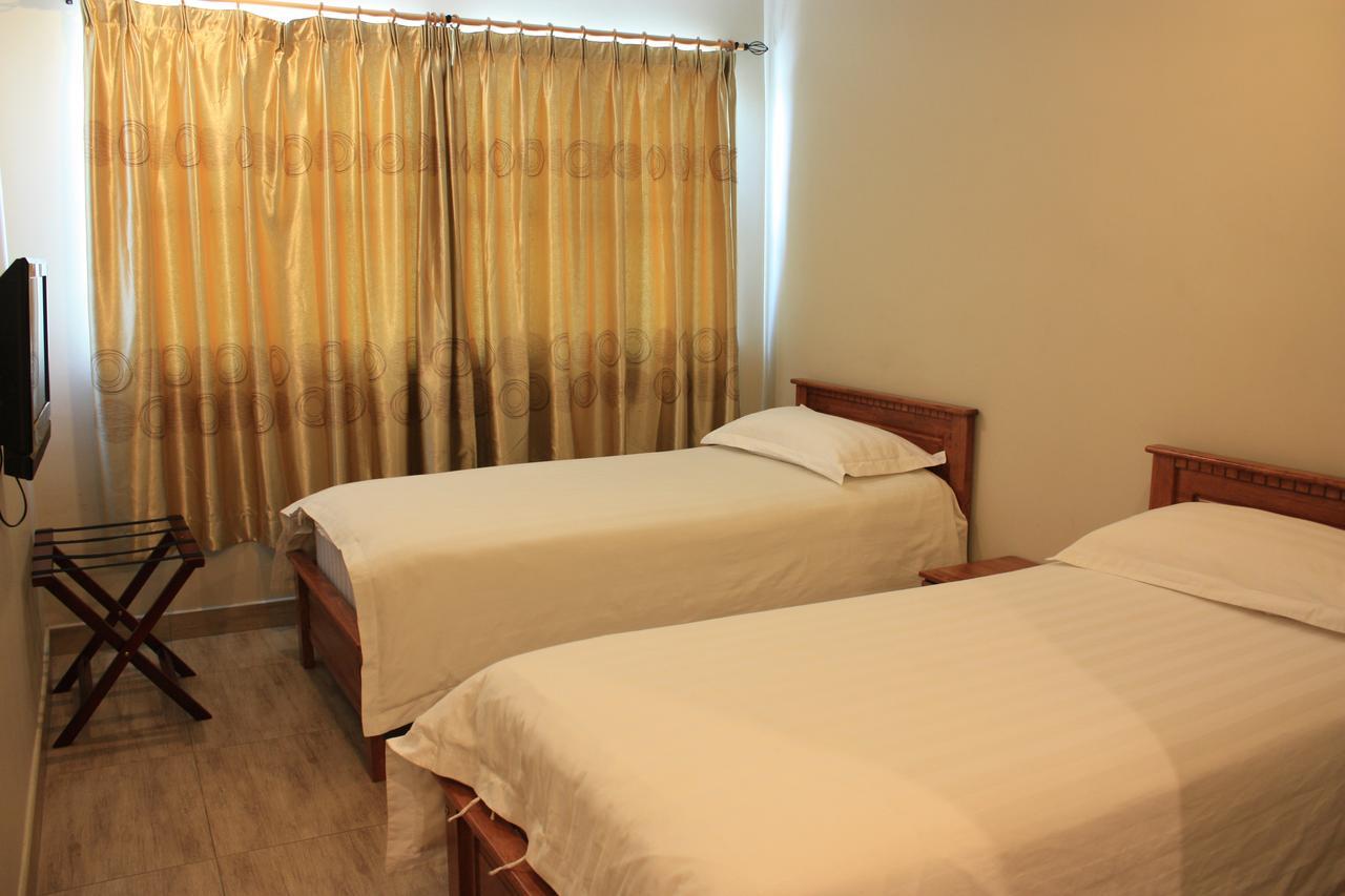 Se Two Hotel Butterworth Bagian luar foto