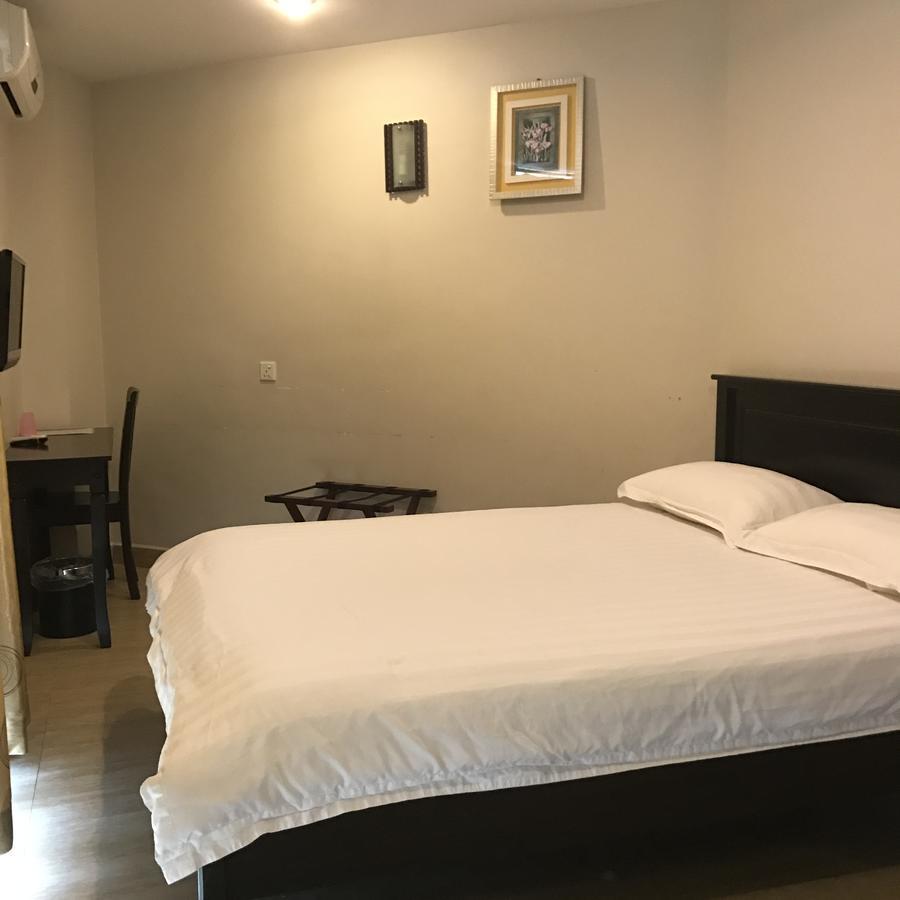 Se Two Hotel Butterworth Bagian luar foto