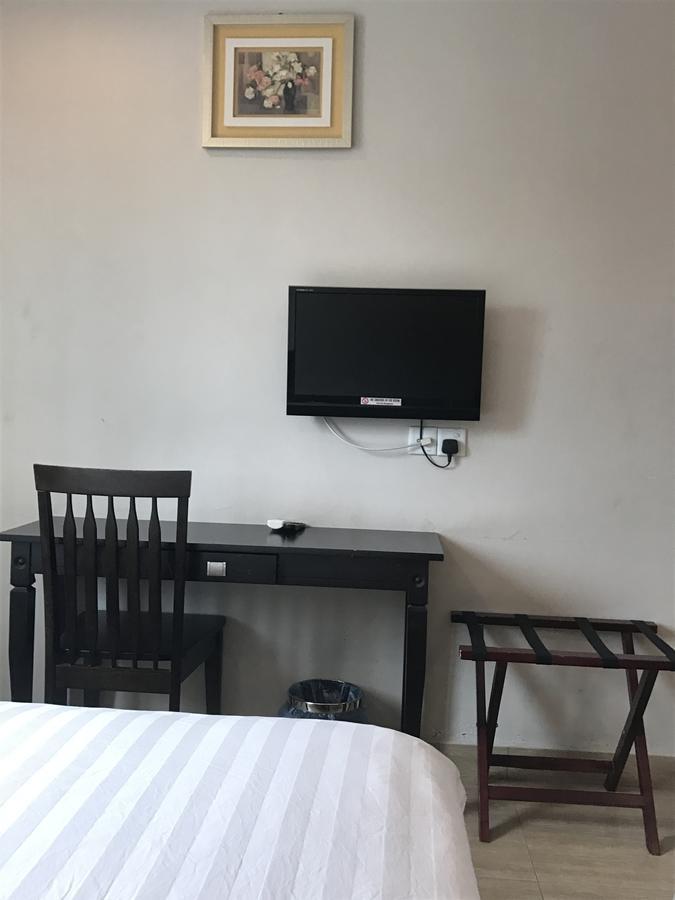 Se Two Hotel Butterworth Bagian luar foto